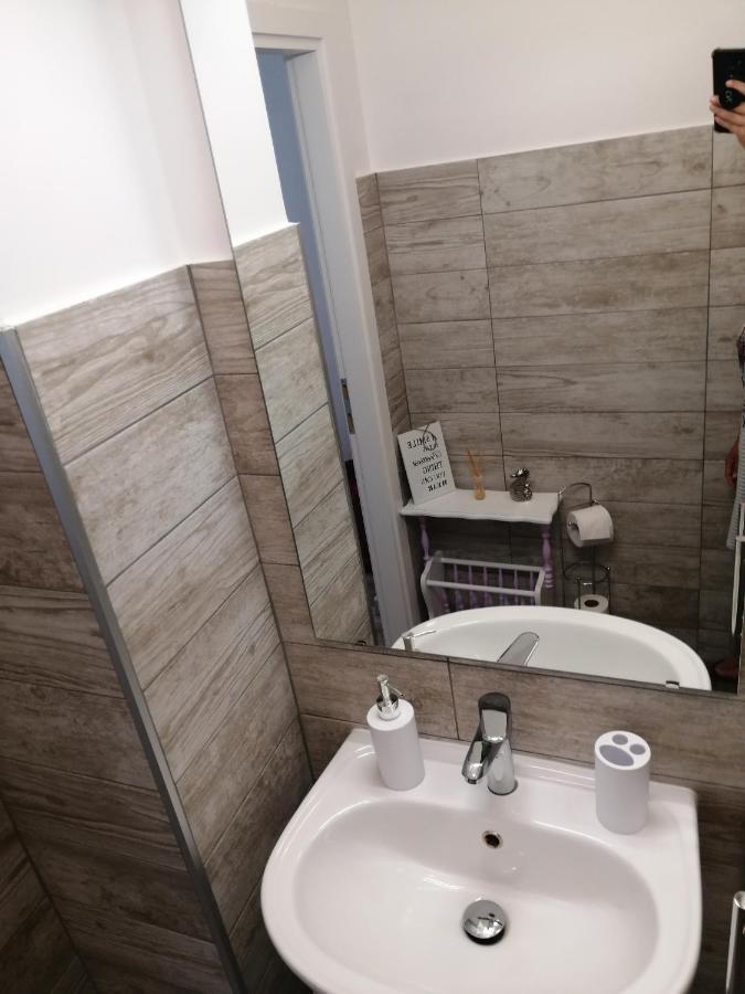 Apartmani Nevera Krk Town Exterior foto